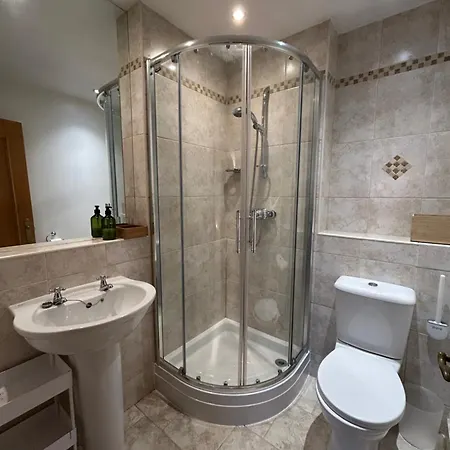 Spacious 2 Bedroom Flat In The City Centre Edinburgh Exterior photo